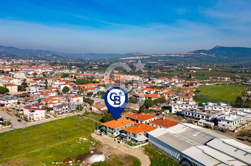 Foça Bağarası Kazım Dirik Mah. Satılık 2+1 Daire