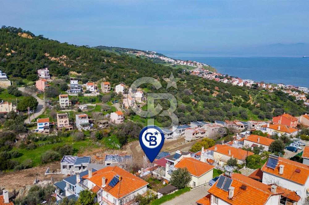 Yenifoça Cumhuriyet Mah. Satılık Deniz Manzaralı 2+1 Daire