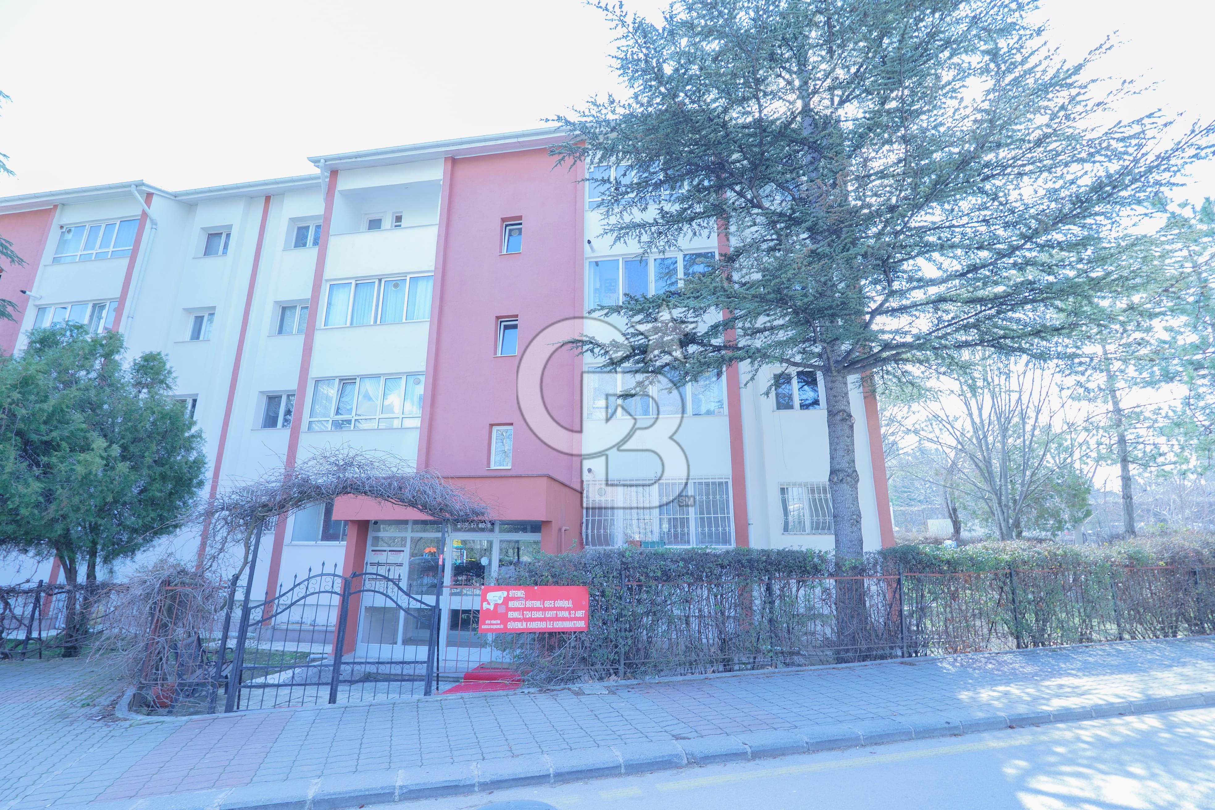 ÇANKAYA BİRLİK MAHALLESİ OYAK SİTESİ SATILIK 3+1 DAİRE KÖK TAPU