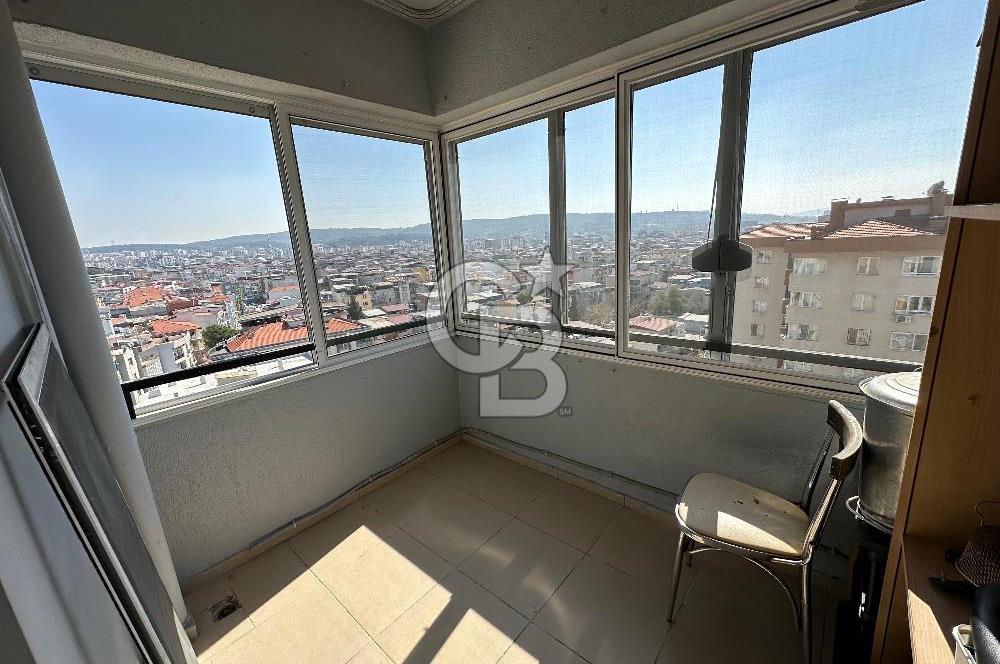 Buca Yenigün'de Geniş 3+1 Daire