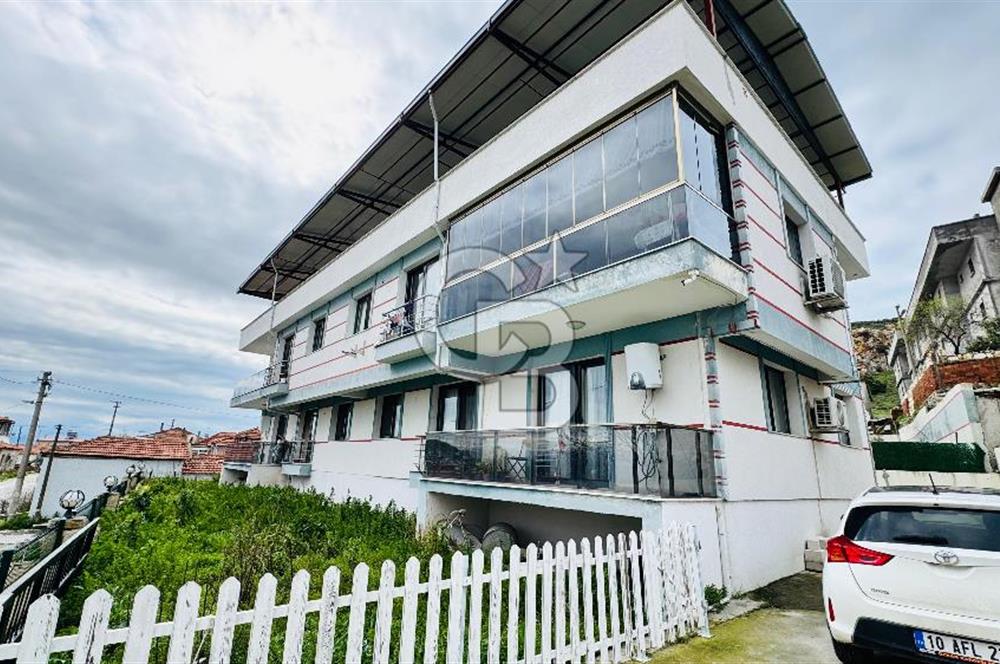 Foça Yenibağarası Mah. Kiralık Kapalı Mutfaklı 2+1 Daire