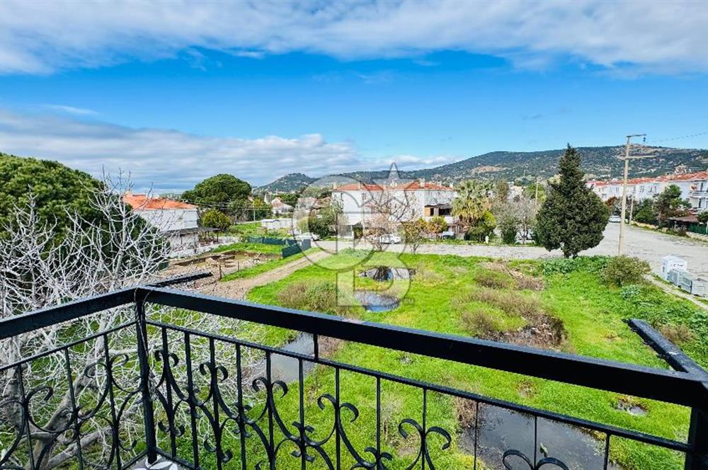 Foça Atatürk Mah. Kiralık 3+1 Daire