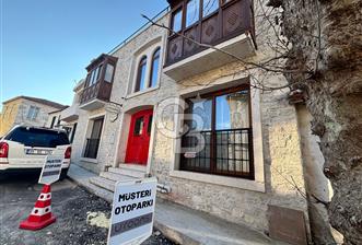 Urla Sanat Sokağında Devren Kiralık Butik Otel - 1 - 336871