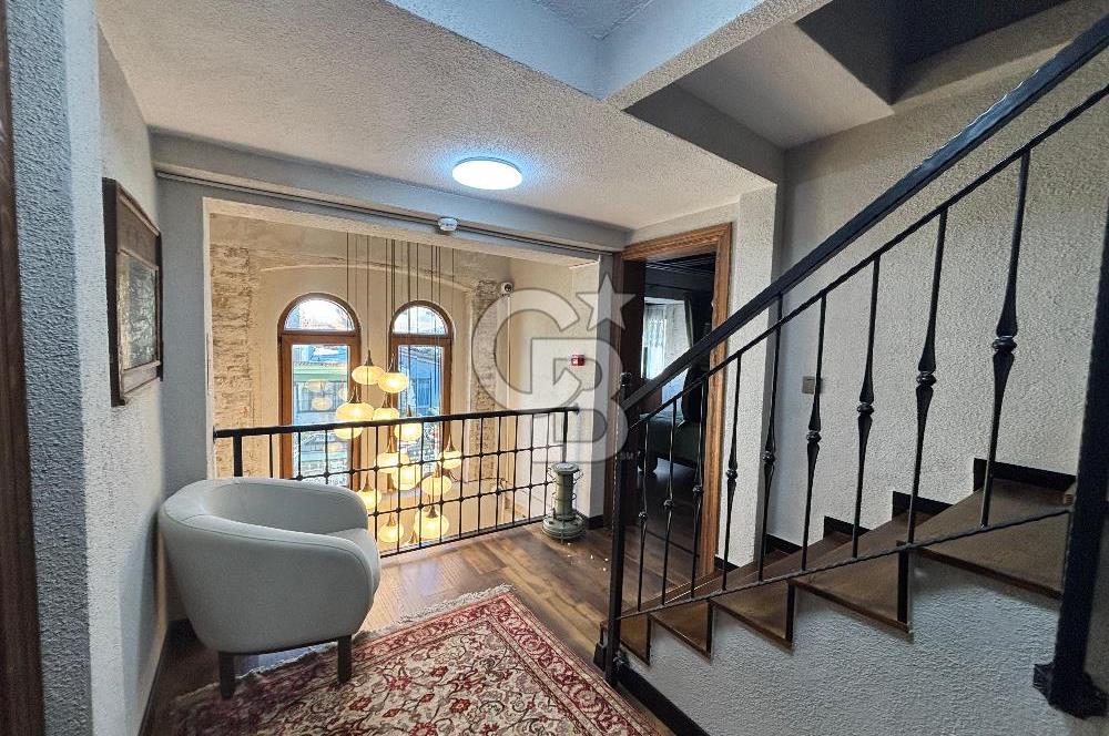 Urla Sanat Sokağında Devren Kiralık Butik Otel