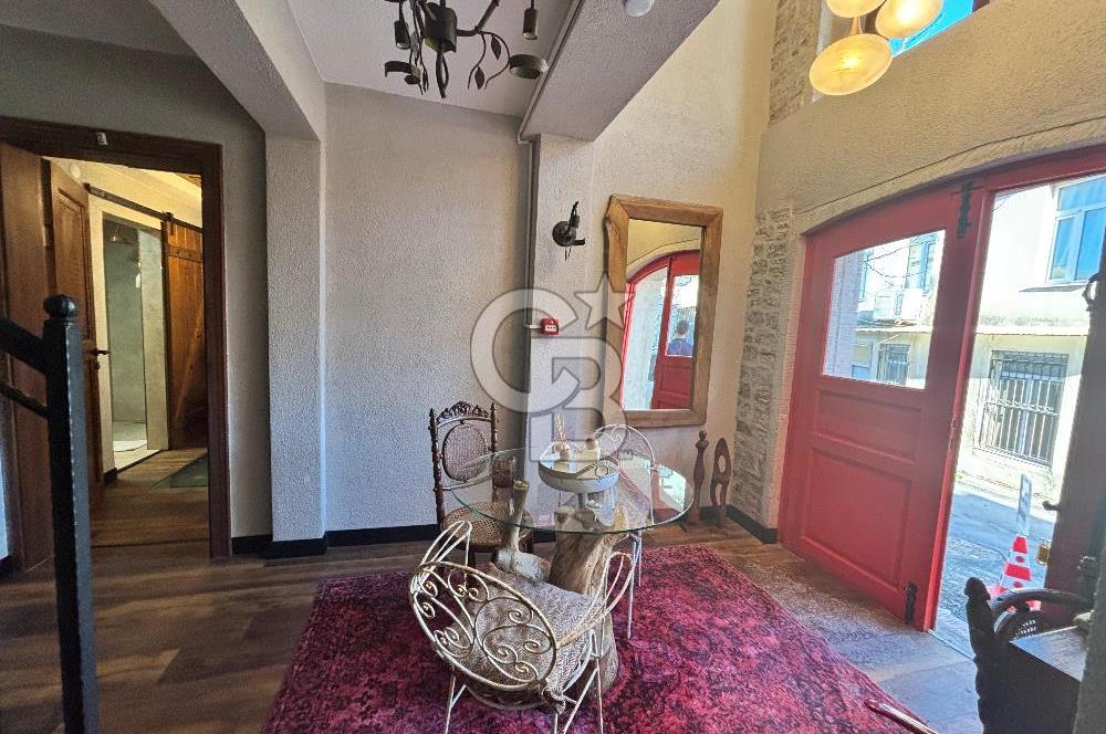 Urla Sanat Sokağında Devren Kiralık Butik Otel