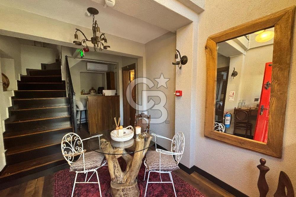 Urla Sanat Sokağında Devren Kiralık Butik Otel