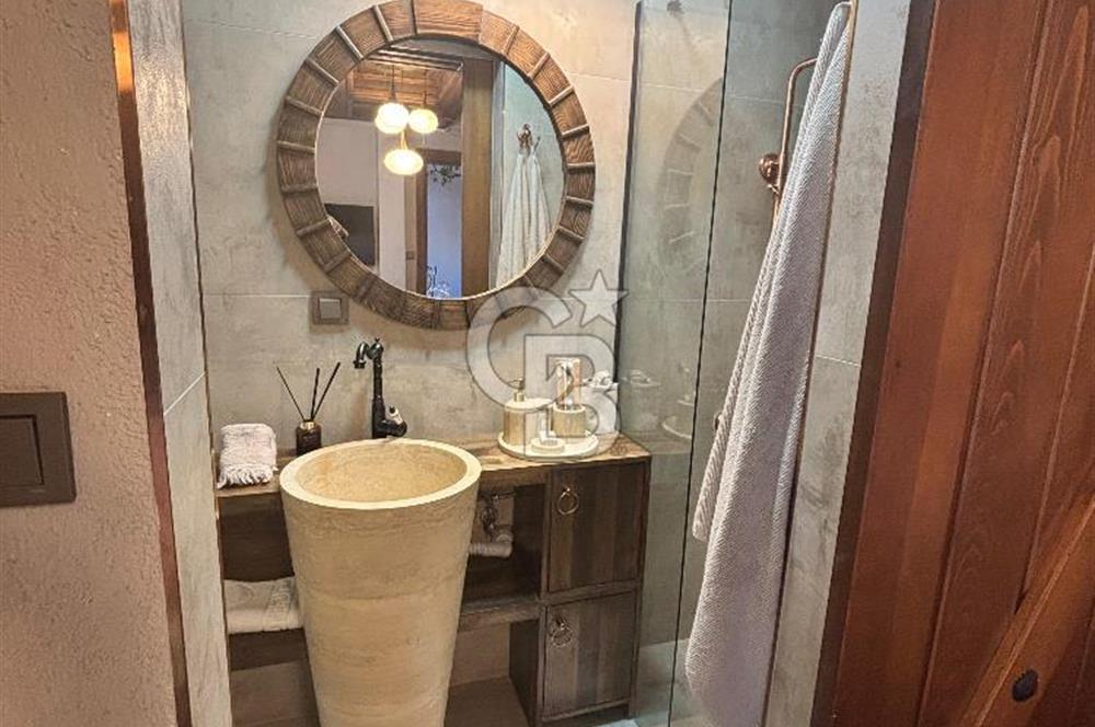 Urla Sanat Sokağında Devren Kiralık Butik Otel