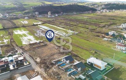 2 villa çıkan arsa