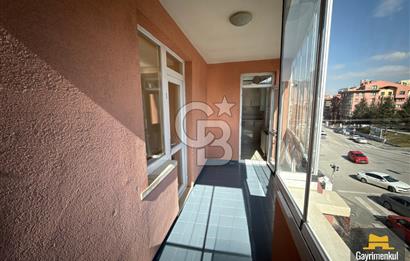 SANCAK KONRAD ADENAUER CAD CEPHELİ ASANSÖRLÜ ARA KAT 3+1 KİRALIK