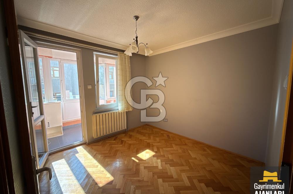 SANCAK KONRAD ADENAUER CAD CEPHELİ ASANSÖRLÜ ARA KAT 3+1 KİRALIK