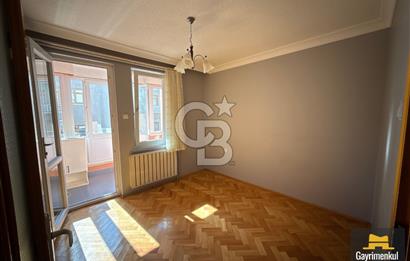 SANCAK KONRAD ADENAUER CAD CEPHELİ ASANSÖRLÜ ARA KAT 3+1 KİRALIK