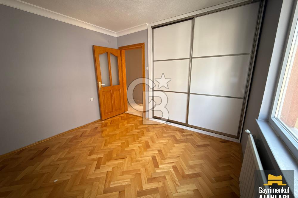 SANCAK KONRAD ADENAUER CAD CEPHELİ ASANSÖRLÜ ARA KAT 3+1 KİRALIK