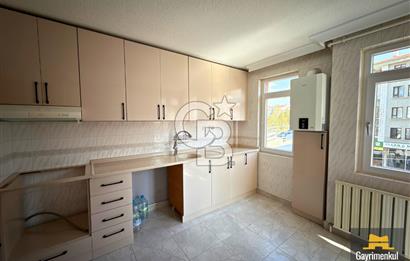 SANCAK KONRAD ADENAUER CAD CEPHELİ ASANSÖRLÜ ARA KAT 3+1 KİRALIK