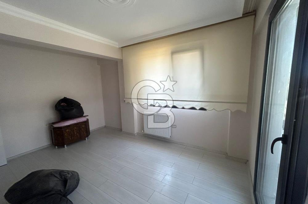 Foça Hacıveli Mahallesinde Satılık Bahçeli 3+1 Dubleks