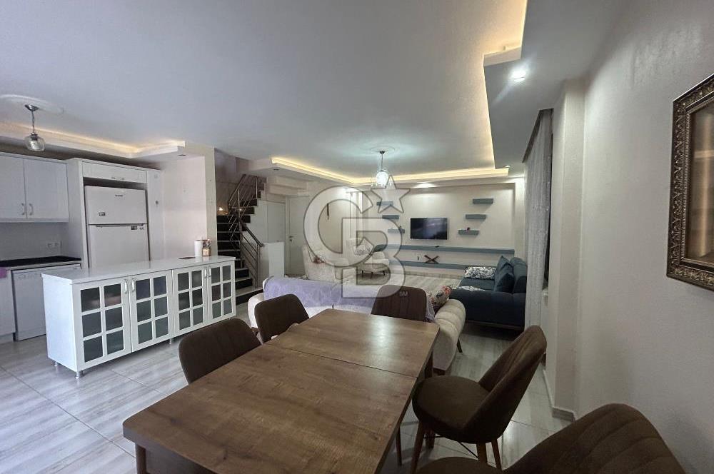 Foça Hacıveli Mahallesinde Satılık Bahçeli 3+1 Dubleks