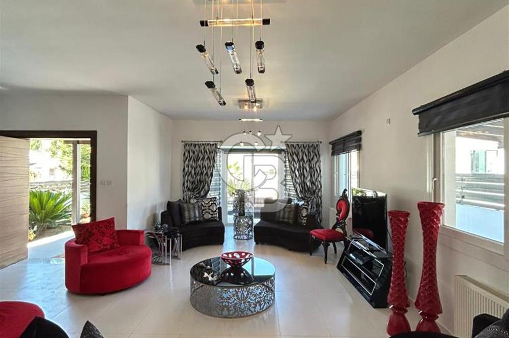 Yenikent Bölgesinde Kiralık Müstakil Villa !!!