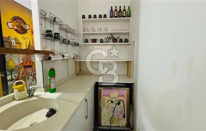 Foça Fevzipaşa Mahallesinde Satılık İş Yeri