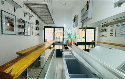 Foça Fevzipaşa Mahallesinde Satılık İş Yeri