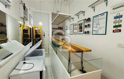 Foça Fevzipaşa Mahallesinde Satılık İş Yeri