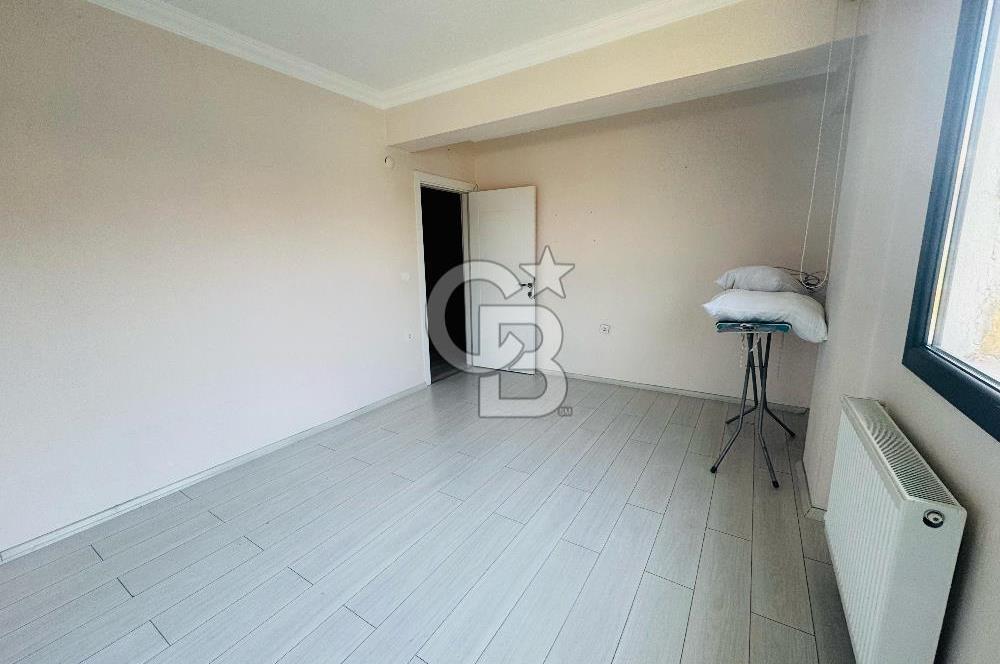 Foça Hacıveli Mahallesinde Satılık Bahçeli 3+1 Dubleks