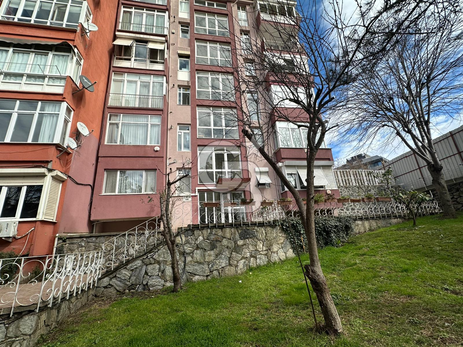 Etiler Petrol Sitesi'nde Kentsel Dönüşüm Potansiyelli 2+1 Daire