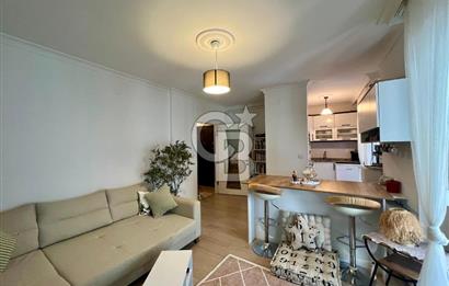 Karşıyaka Şemikler Mahallesi'nde Tadilatlı 2+1 Satılık Daire