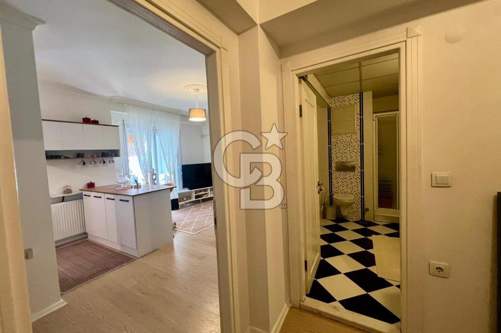 Karşıyaka Şemikler Mahallesi'nde Tadilatlı 2+1 Satılık Daire