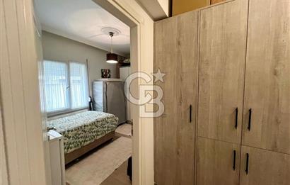 Karşıyaka Şemikler Mahallesi'nde Tadilatlı 2+1 Satılık Daire