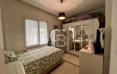 Karşıyaka Şemikler Mahallesi'nde Tadilatlı 2+1 Satılık Daire