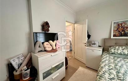 Karşıyaka Şemikler Mahallesi'nde Tadilatlı 2+1 Satılık Daire