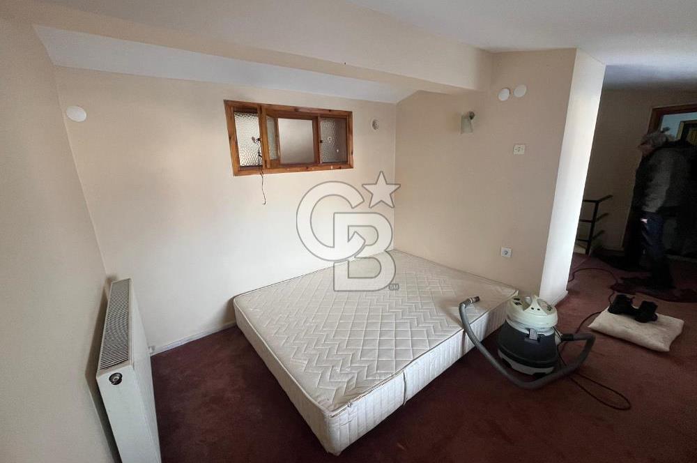 C.B. ROUTE | DİKİLİ MERKEZİ KONUMDA DENİZE YAKIN KİRALIK 5+1 DUBLEKS