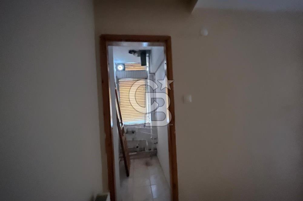 C.B. ROUTE | DİKİLİ MERKEZİ KONUMDA DENİZE YAKIN KİRALIK 5+1 DUBLEKS