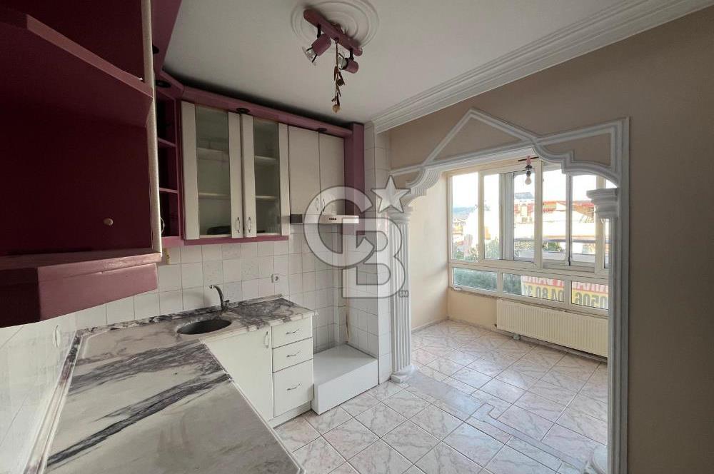 C.B. ROUTE | DİKİLİ MERKEZİ KONUMDA DENİZE YAKIN KİRALIK 5+1 DUBLEKS