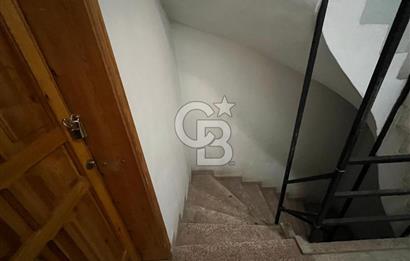 C.B. ROUTE | DİKİLİ MERKEZİ KONUMDA DENİZE YAKIN KİRALIK 5+1 DUBLEKS