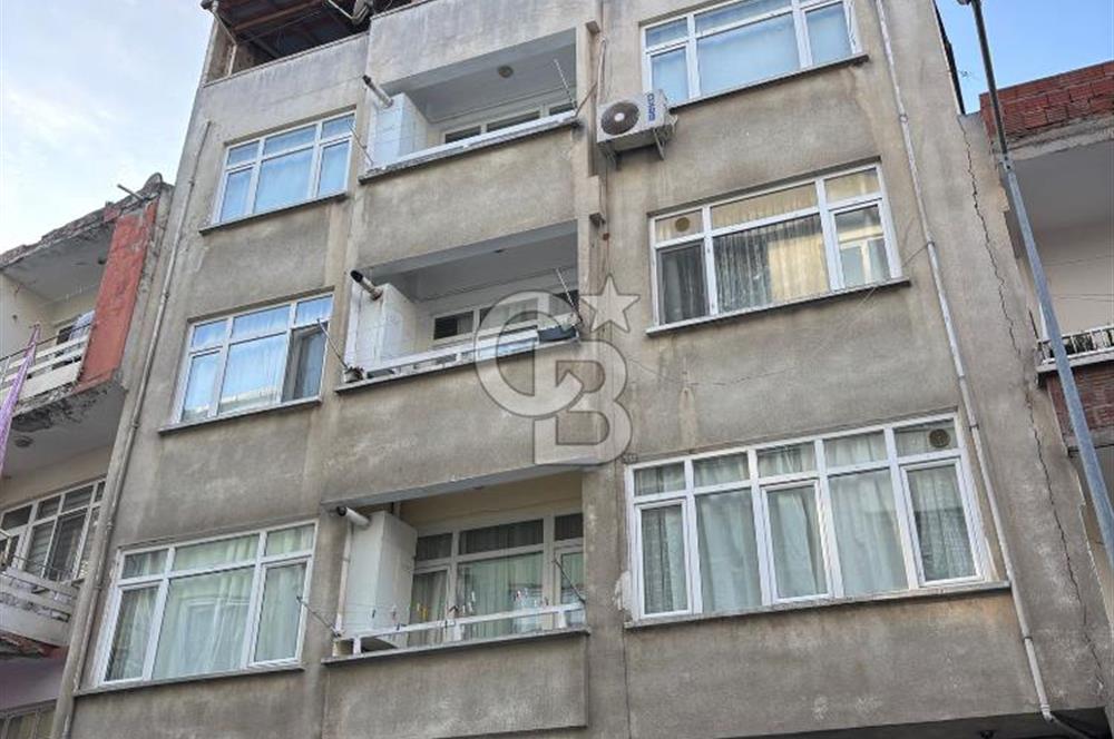 ALTINORDU MERKEZ | 4 KATLI, DÜKKANLI SATILIK BİNA