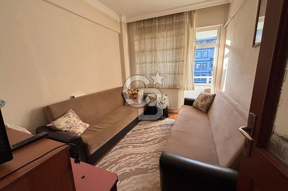 ALTINORDU MERKEZ | 4 KATLI, DÜKKANLI SATILIK BİNA