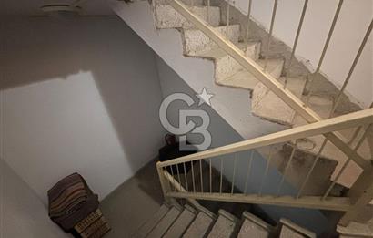 ALTINORDU MERKEZ | 4 KATLI, DÜKKANLI SATILIK BİNA