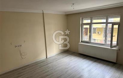 Çekmeköy Hamidiye Mah.Hamidiye Caddesi'nde Satılık 3+1 Daire