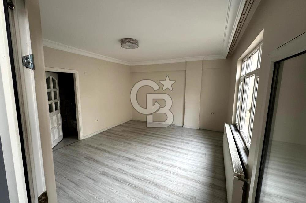 Çekmeköy Hamidiye Mah.Hamidiye Caddesi'nde Satılık 3+1 Daire