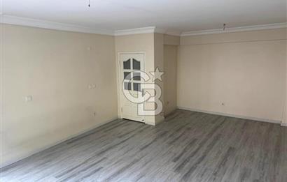 Çekmeköy Hamidiye Mah.Hamidiye Caddesi'nde Satılık 3+1 Daire