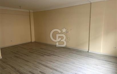 Çekmeköy Hamidiye Mah.Hamidiye Caddesi'nde Satılık 3+1 Daire