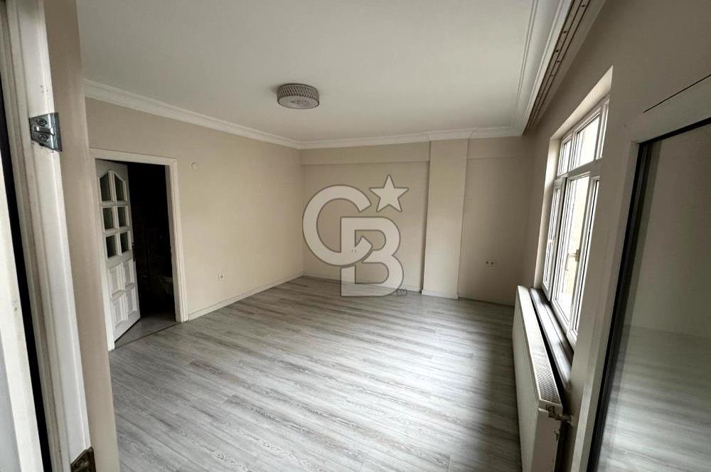 Çekmeköy Hamidiye Mah.Hamidiye Caddesi'nde Satılık 3+1 Daire