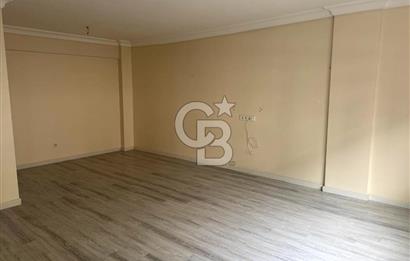 Çekmeköy Hamidiye Mah.Hamidiye Caddesi'nde Satılık 3+1 Daire