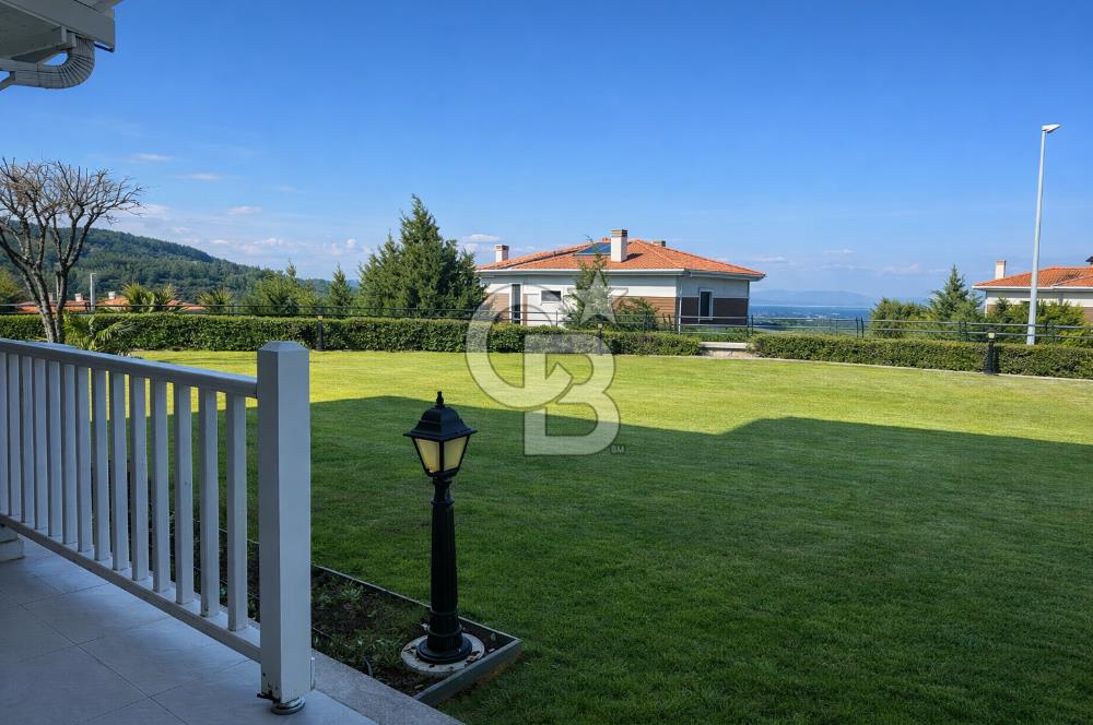 Kekliktepe’ye Komşu | Dört Mevsim Konakları’nda 1.150 m² Bahçe İçinde Villa