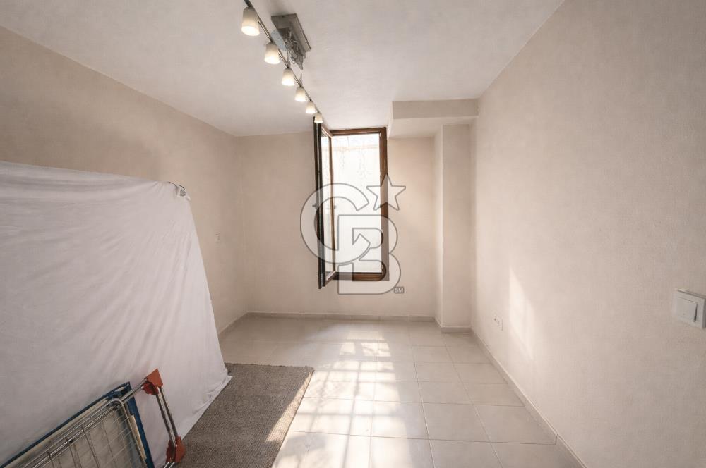 Kekliktepe’ye Komşu | Dört Mevsim Konakları’nda 1.150 m² Bahçe İçinde Villa