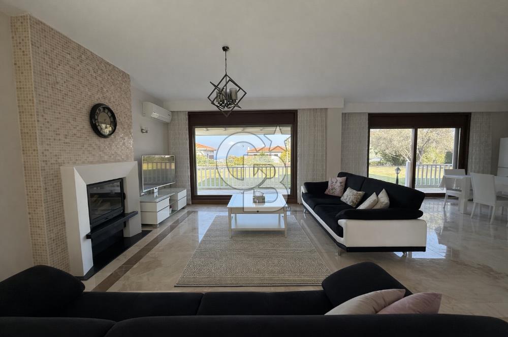 Kekliktepe’ye Komşu | Dört Mevsim Konakları’nda 1.150 m² Bahçe İçinde Villa