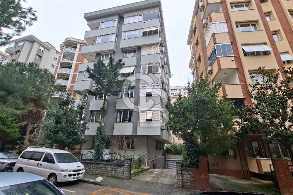 Kadıköy avşar sokak 3+1 ebeveyn banyolu geniş daire