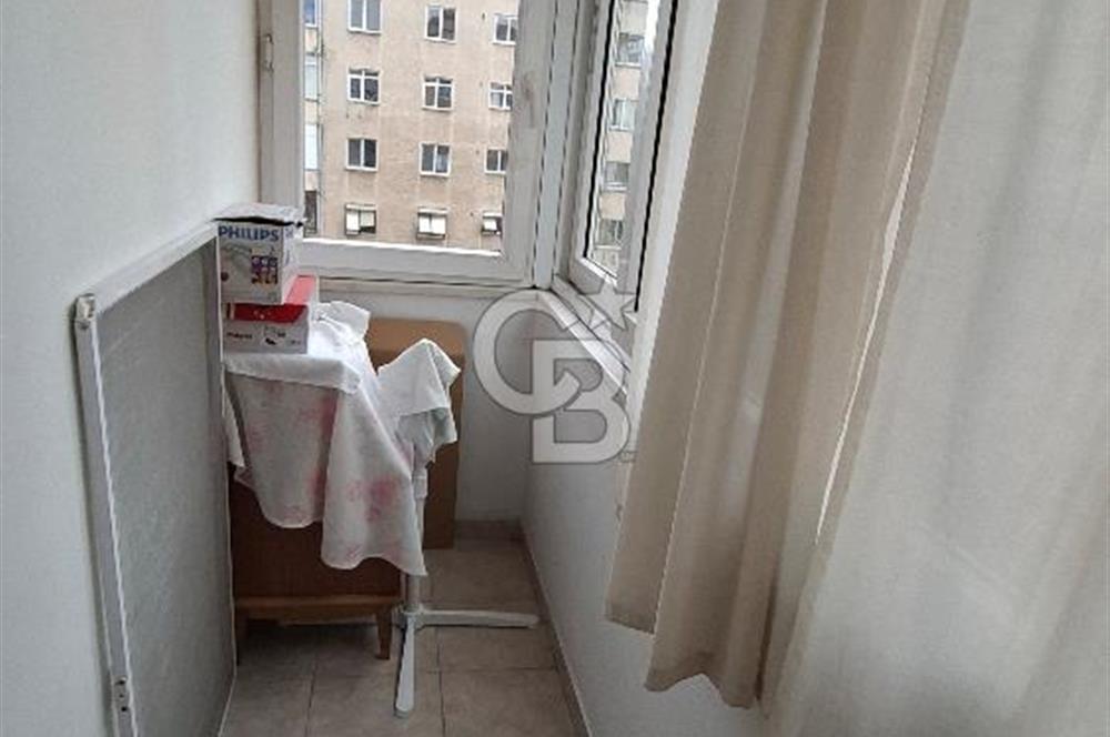 Kadıköy avşar sokak 3+1 ebeveyn banyolu geniş daire