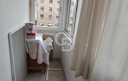 Kadıköy avşar sokak 3+1 ebeveyn banyolu geniş daire