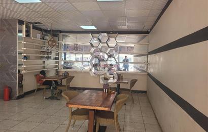 Menemen'de Stratejik Konumda Satılık Ticari Mülk. 